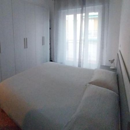 A Casa Di Anna Apartment Finale Ligure Bagian luar foto