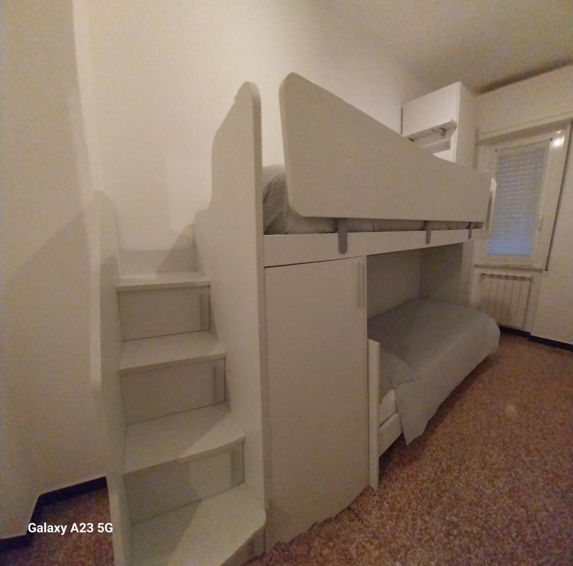 A Casa Di Anna Apartment Finale Ligure Bagian luar foto