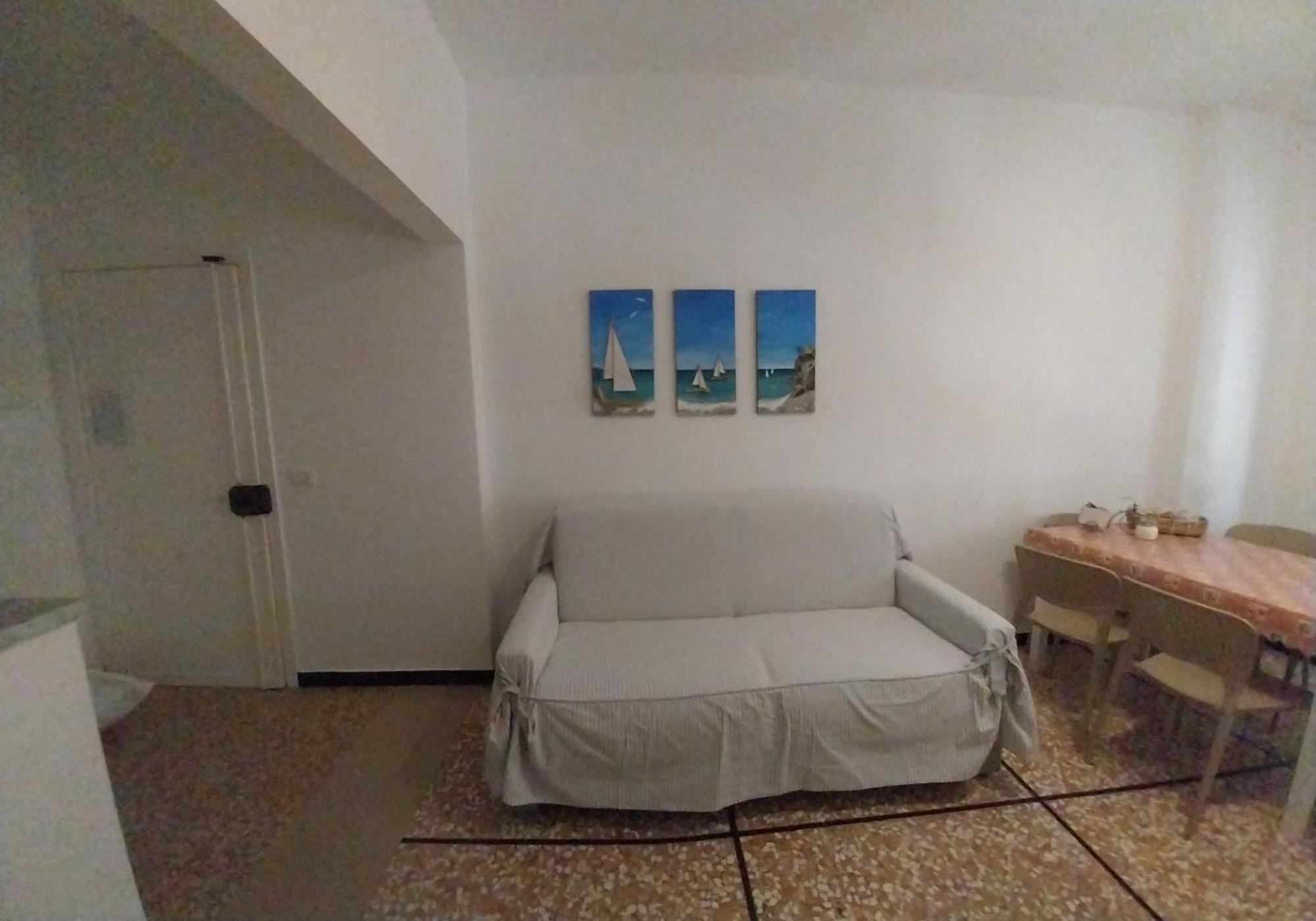 A Casa Di Anna Apartment Finale Ligure Bagian luar foto
